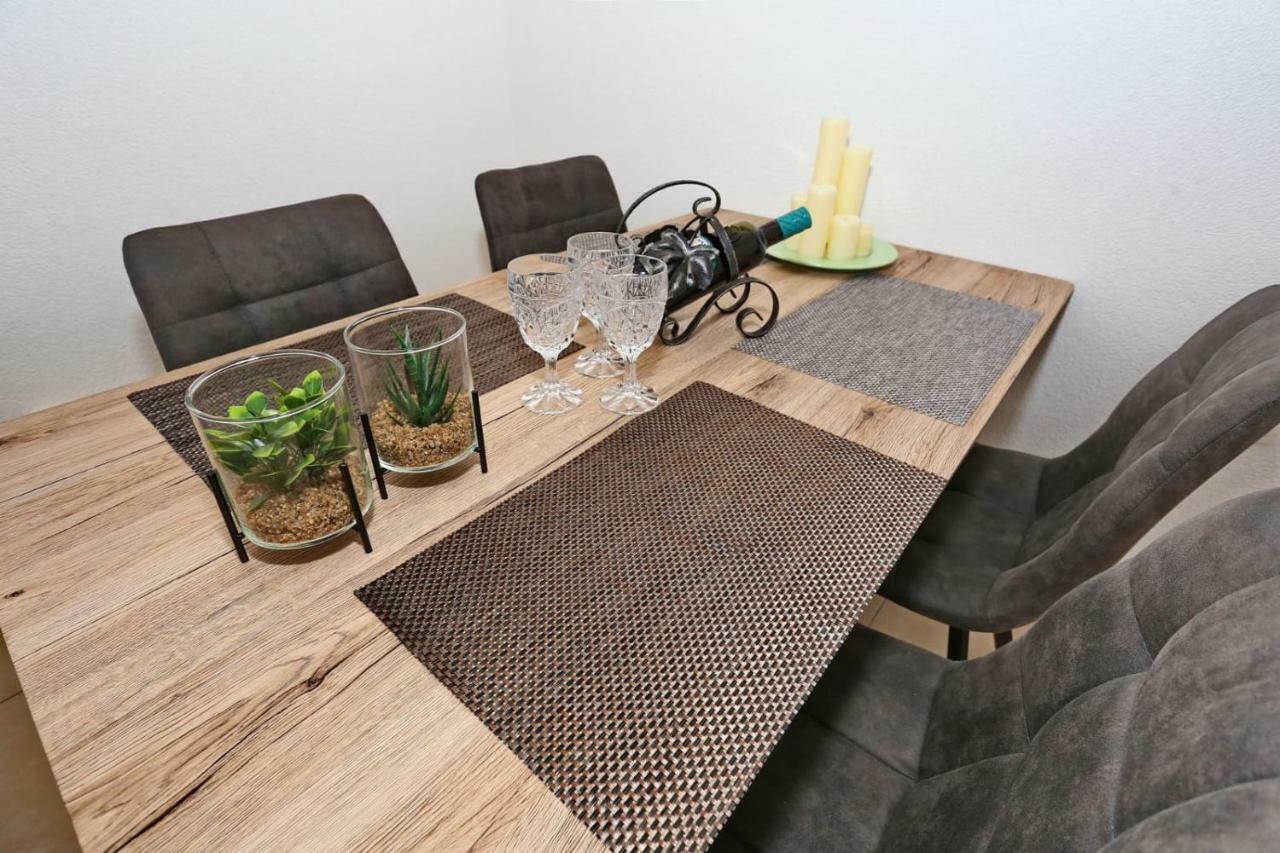 Apartmán Malu Vir Exteriér fotografie