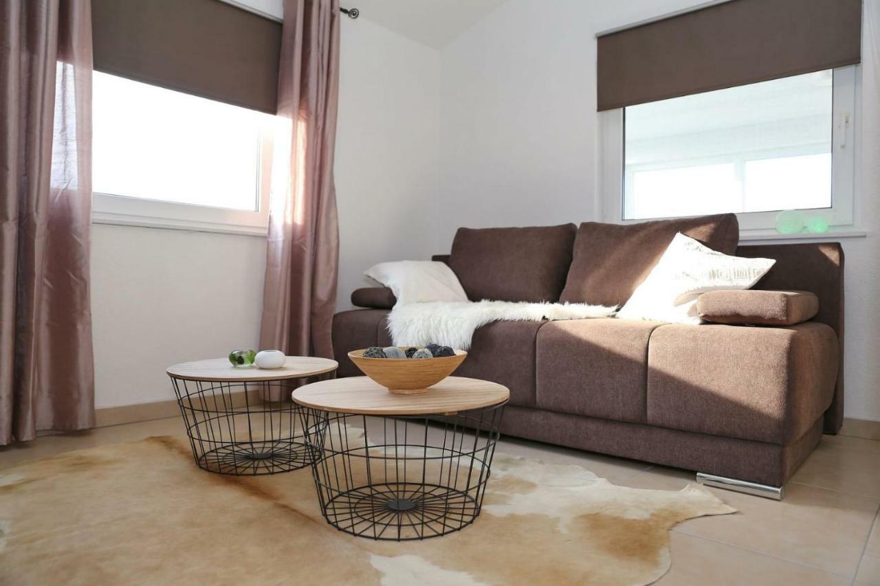 Apartmán Malu Vir Exteriér fotografie