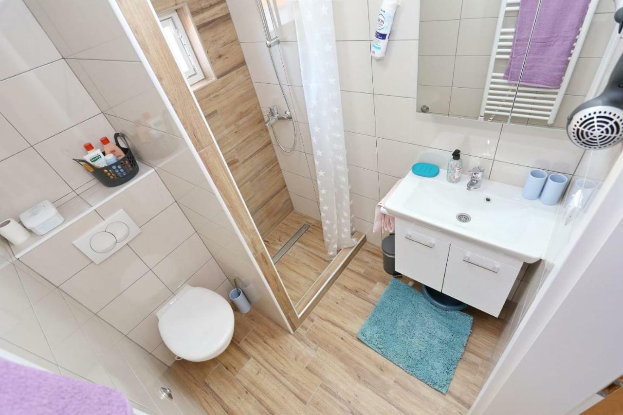Apartmán Malu Vir Exteriér fotografie