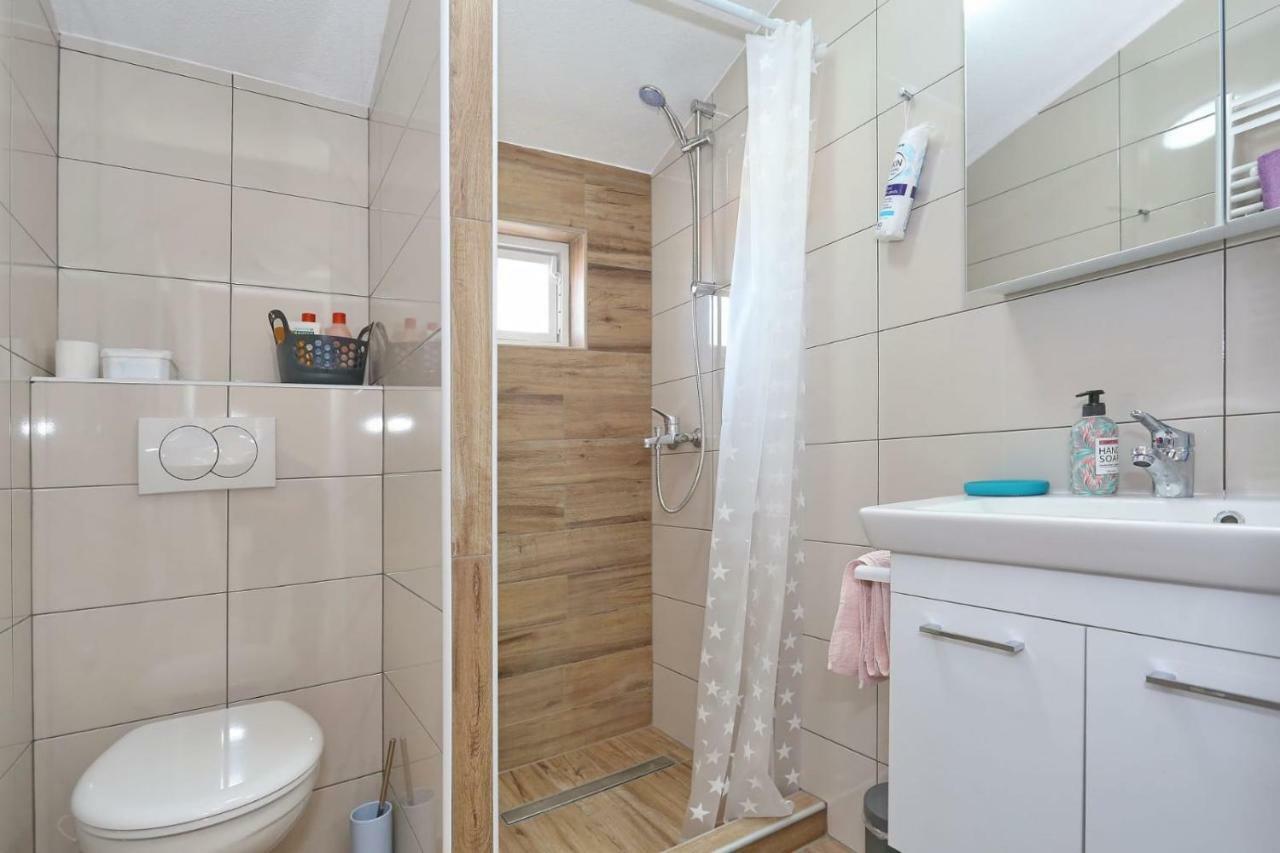 Apartmán Malu Vir Exteriér fotografie