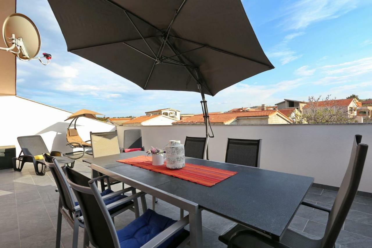 Apartmán Malu Vir Exteriér fotografie