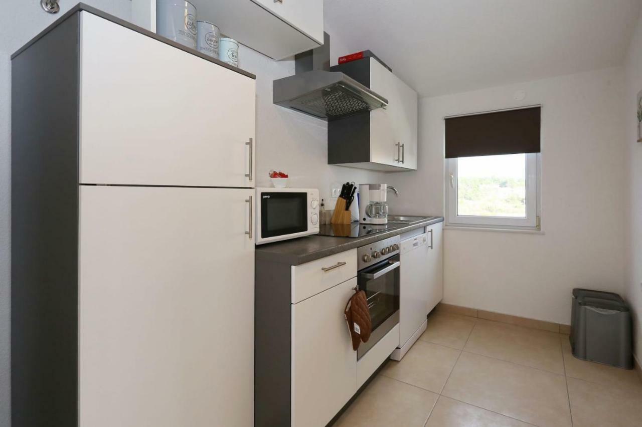 Apartmán Malu Vir Exteriér fotografie